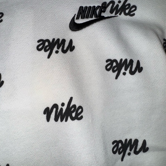 ❇️NWT❇️ Boys Nike Hoodie - Picture 7 of 11